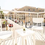 Ta' Guzeppi Boutique Near St Thomas Bay
