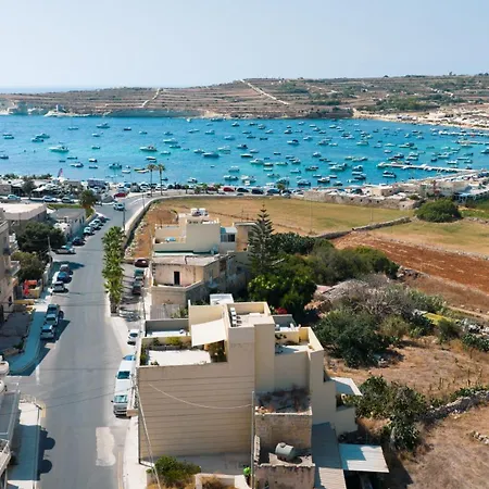 Ta' Guzeppi Boutique Near St Thomas Bay Bed & Breakfast 4*
